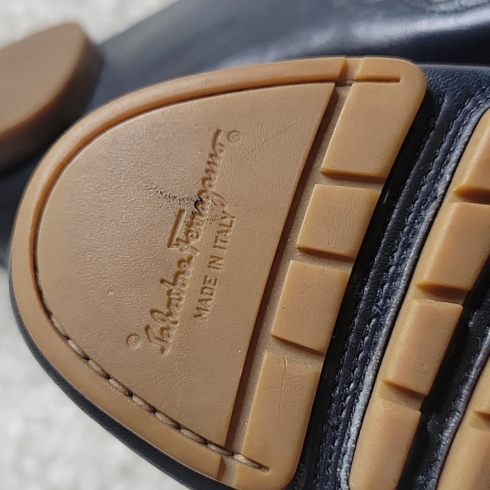 Salvatore ferragamo Ganachi navy leather driving loafers/shoes size 7 - Picture 12 of 16